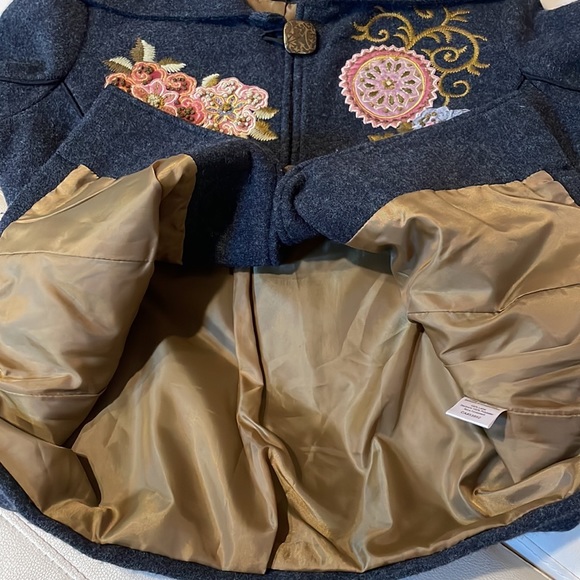 Icelandic Design Wool Embroidered Sweater Jacket Size Small - Picture 9 of 16